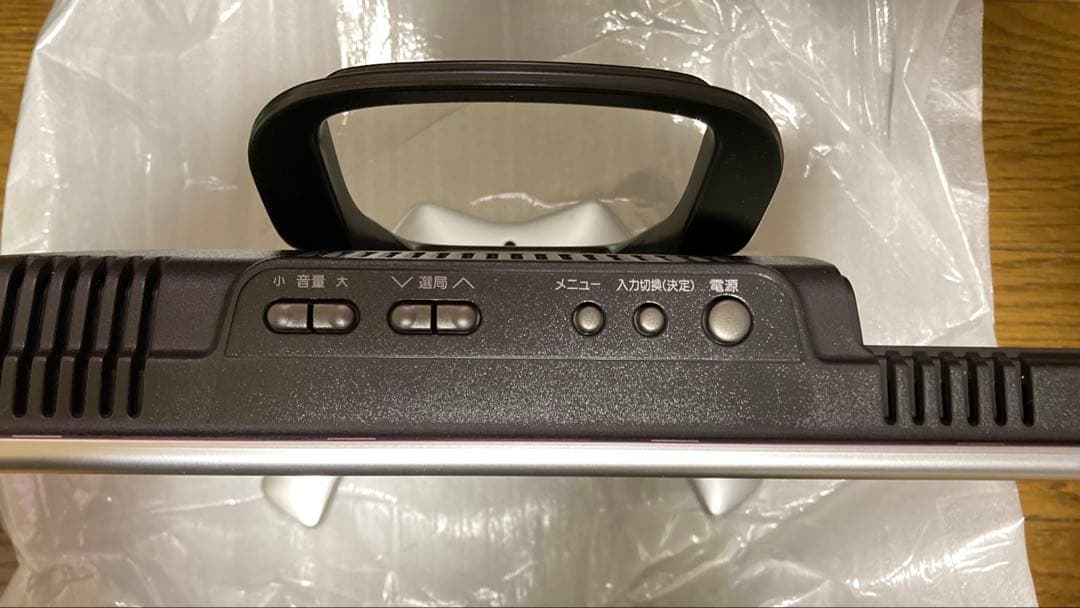 SHARP AQUOS 13V型液晶カラーテレビ LC-13S4-S シルバー