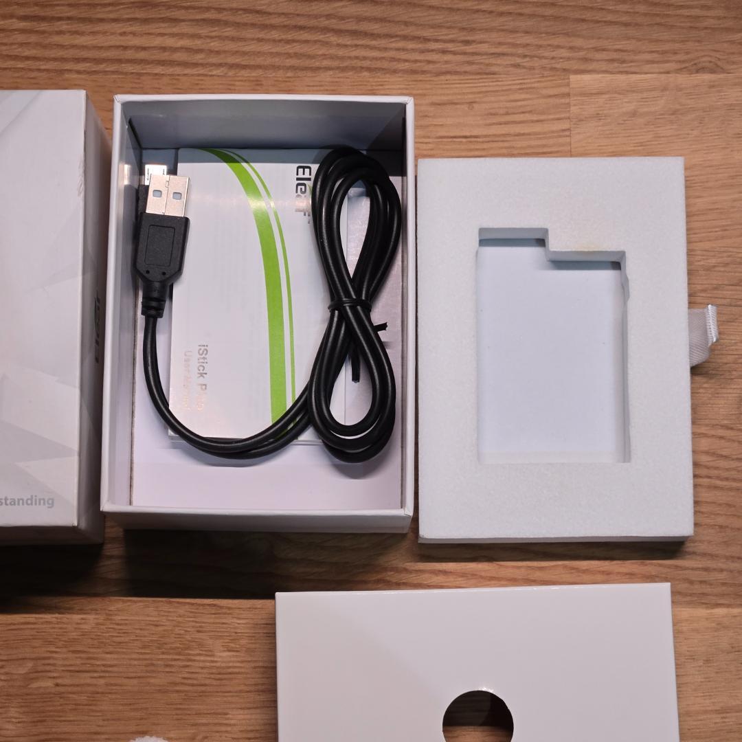 Eleaf iStick Pico レザースリーブ / Rad customs