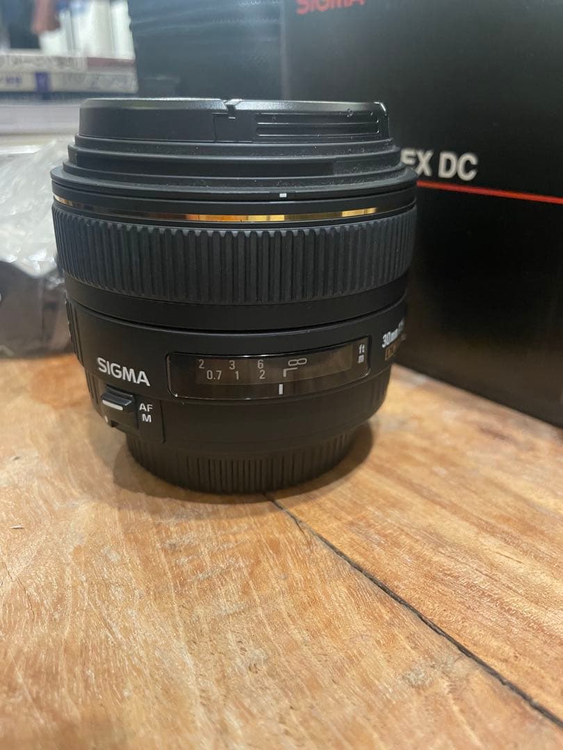SIGMA 30mm F1.4 EX DC SAマウント