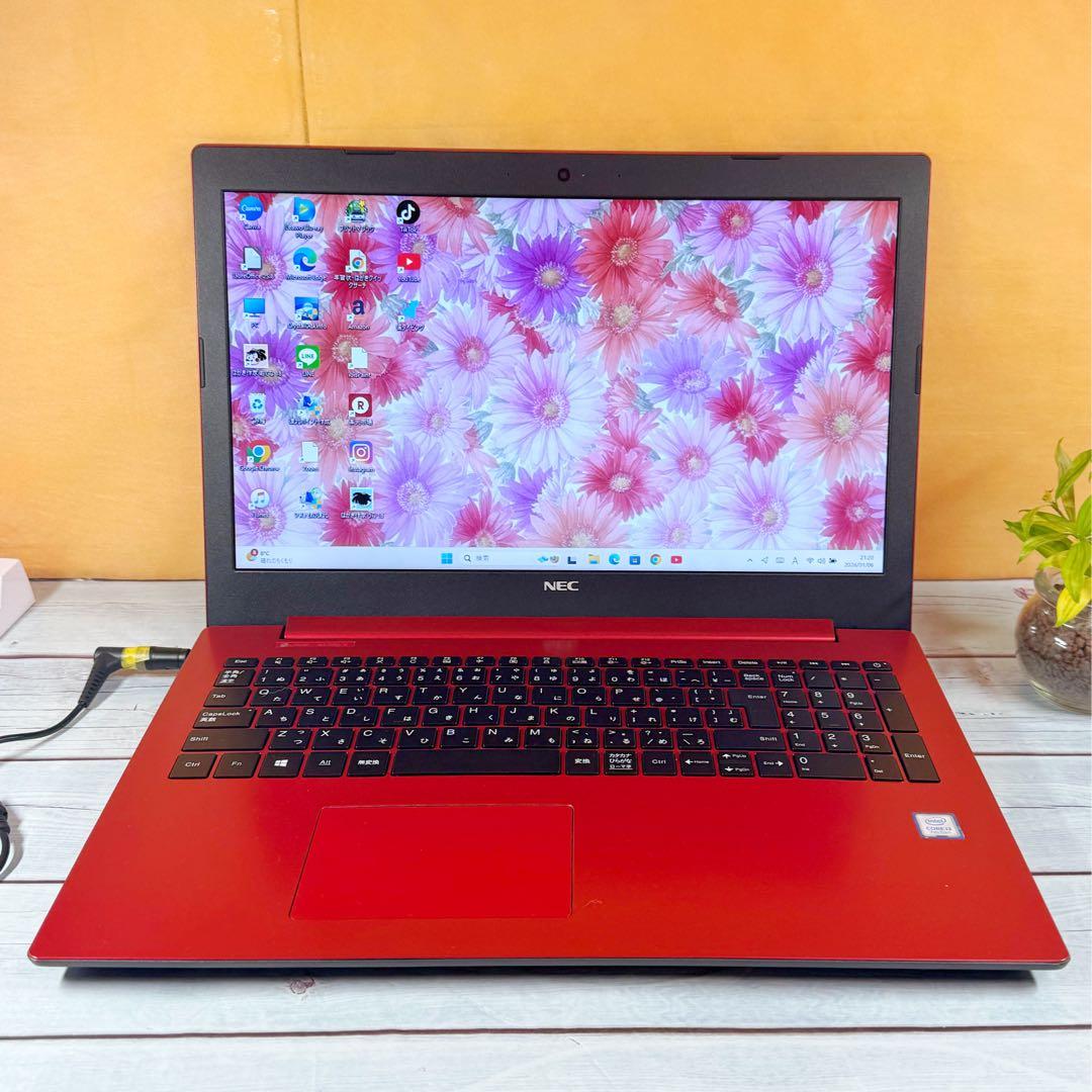 大人レッド❤️薄型ノートPC❤️Core i3❤️8GB❤️SSD❤️Windows 11