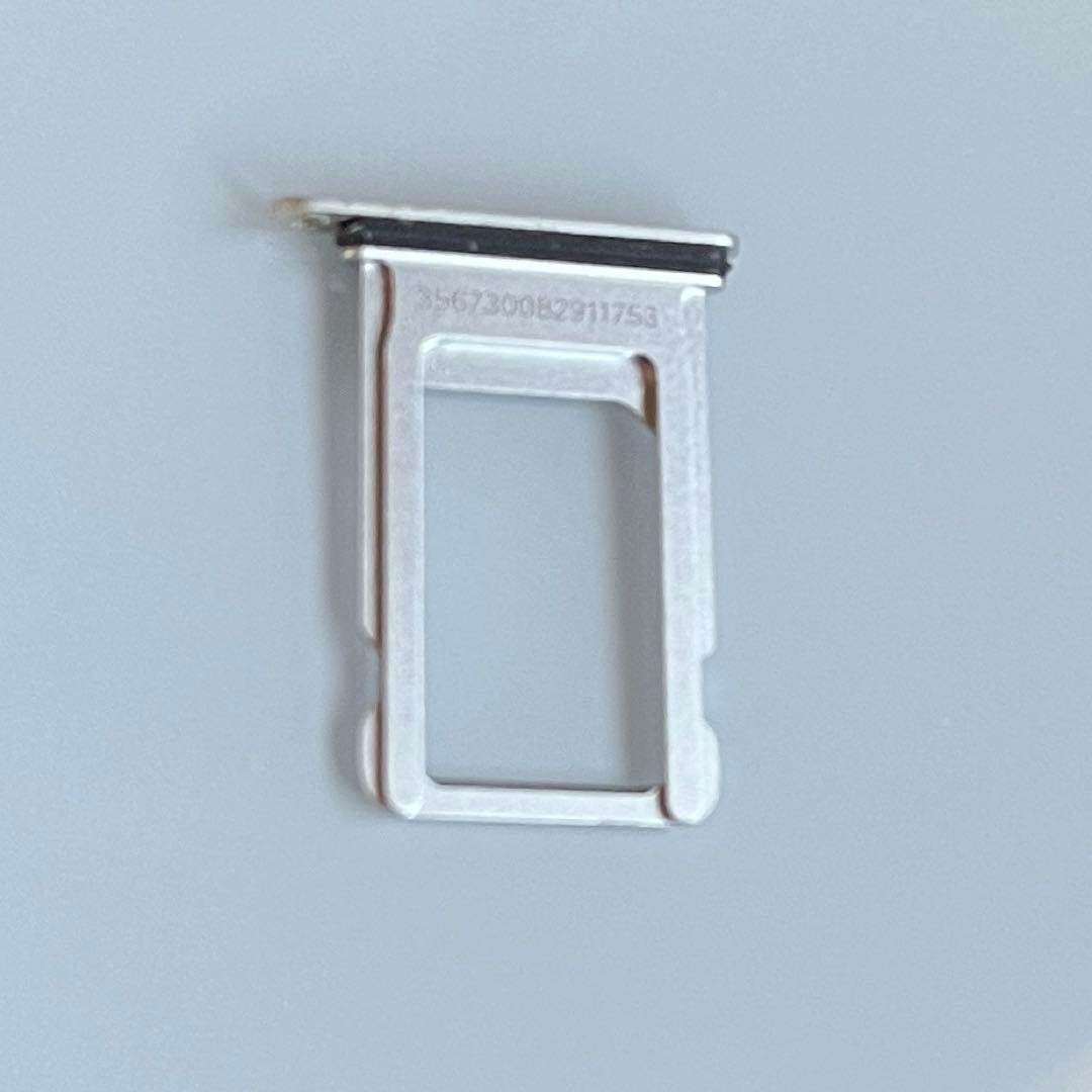 【ジャンク品】iPhone8 256GB シルバー