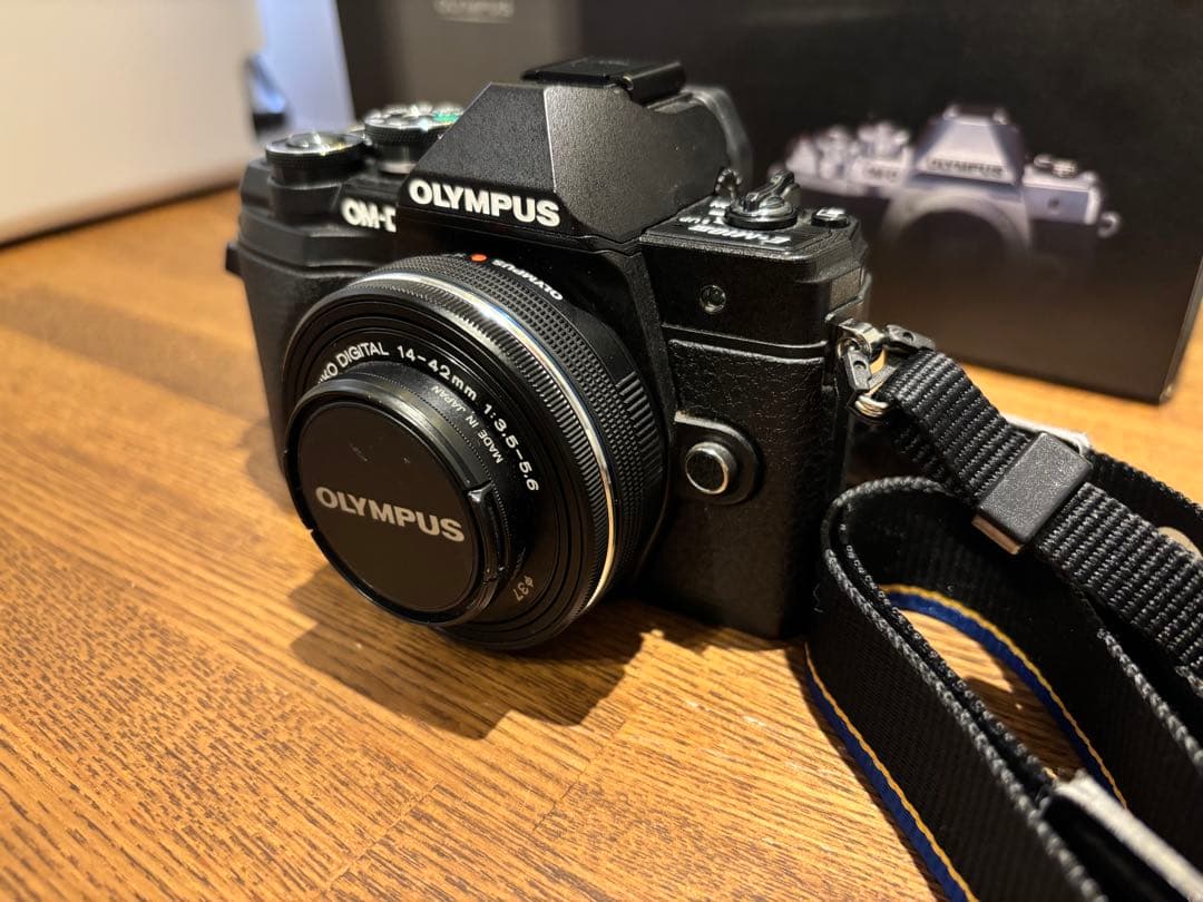 のき　OLYMPUS E-M10 Mark III 本体　レンズ2本　一式