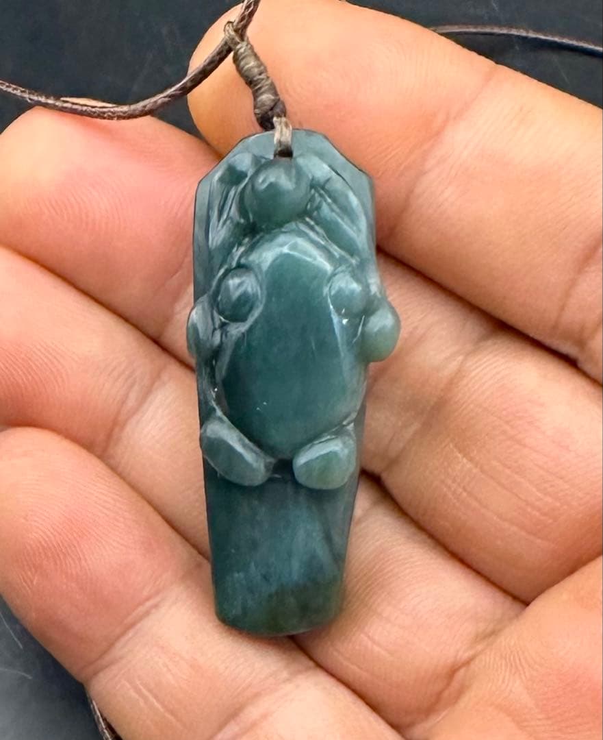 2025.6.22涼風カエル　糸魚川産最上級青玉