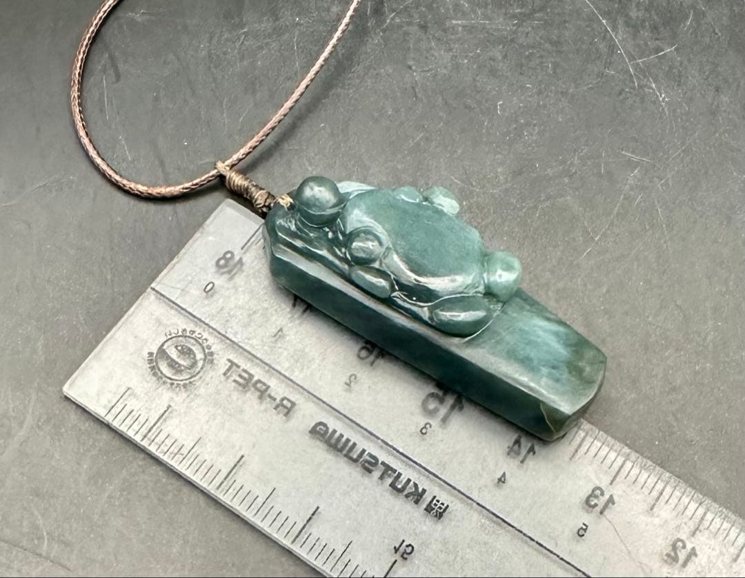 2025.6.22涼風カエル　糸魚川産最上級青玉