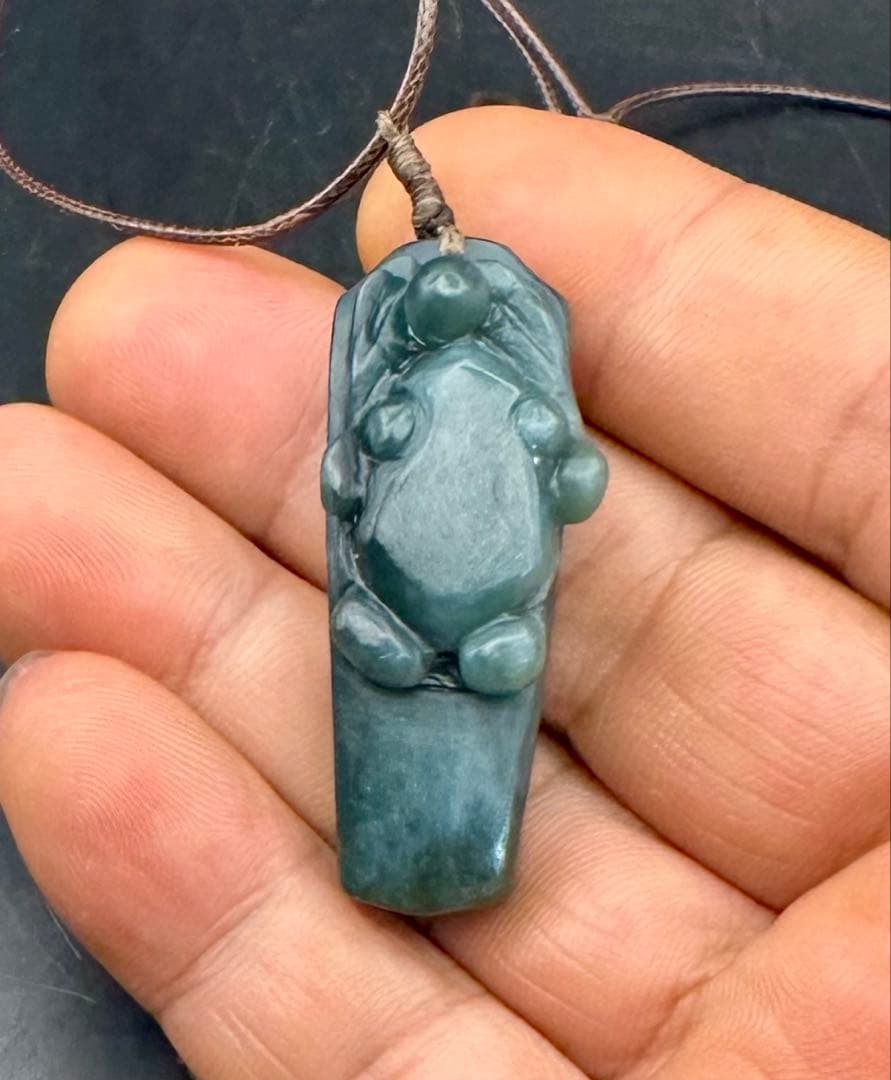 2025.6.22涼風カエル　糸魚川産最上級青玉