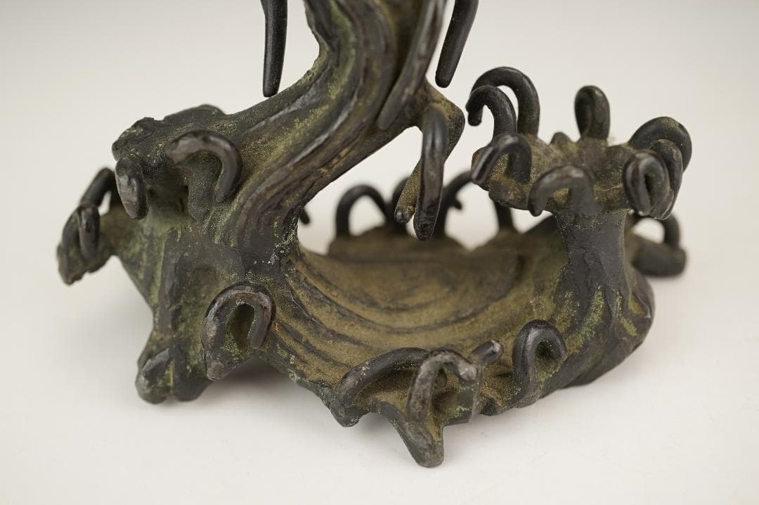 天然水晶玉 径5.1cm 古銅波千鳥彫台座付 木箱附