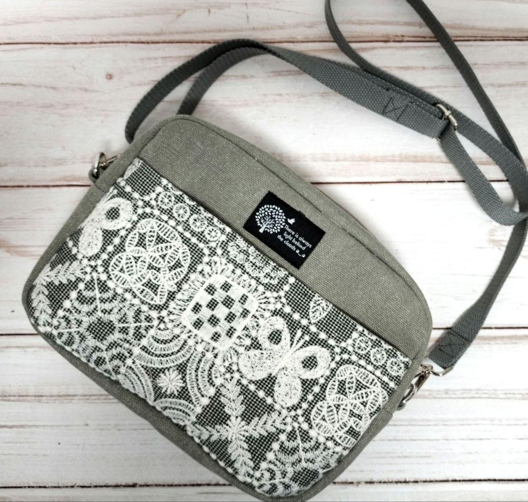 ミナペルホネン　ハンドメイド　レクタングルショルダーバッグ　フォレストタイル