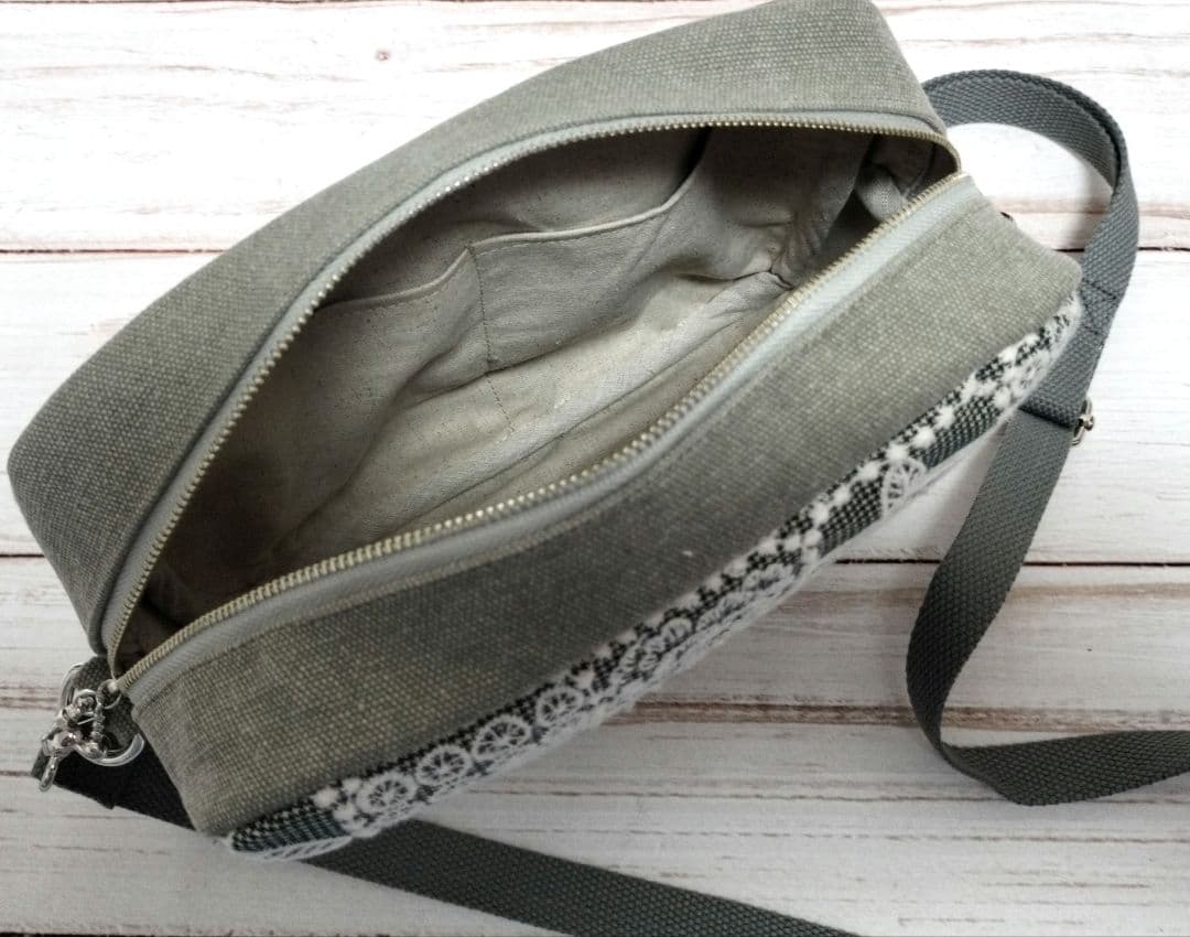 ミナペルホネン　ハンドメイド　レクタングルショルダーバッグ　フォレストタイル