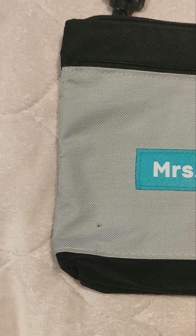 Mrs. GREEN APPLE サコッシュ