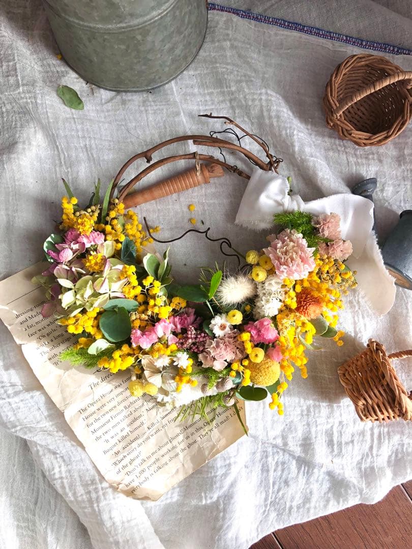 春待ち　パールアカシアと小花のハーフリース