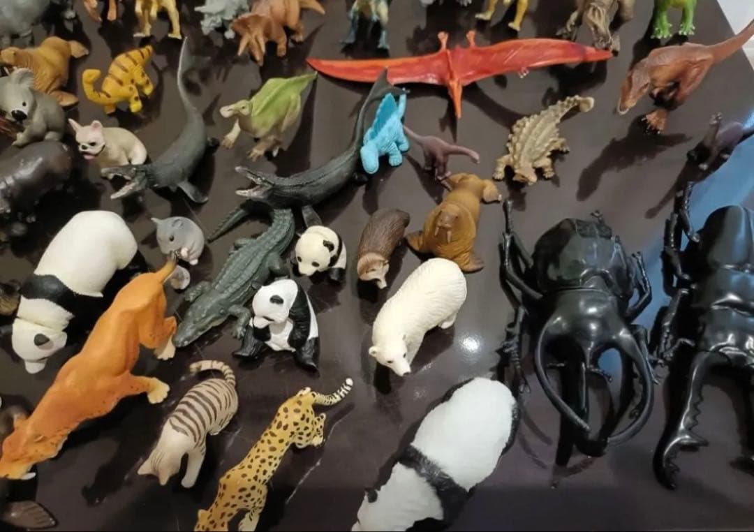 動物と恐竜のフィギュアセット約80体　 まとめ売り