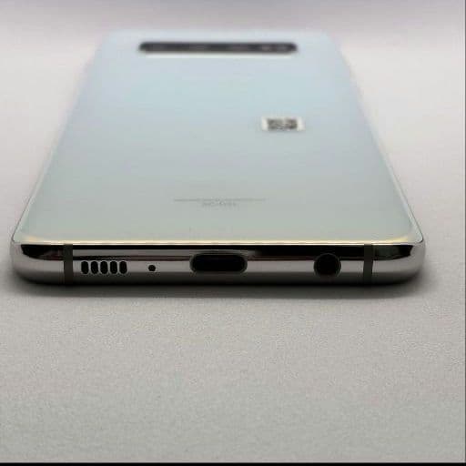 【美品】SAMSUNG Galaxy S10 ドコモ SIMフリー