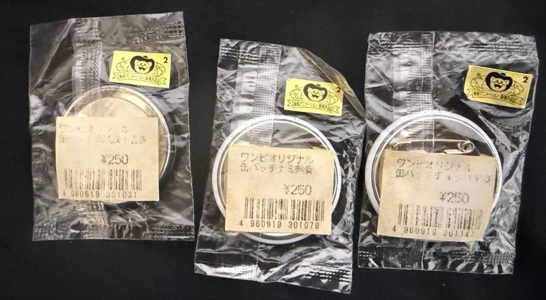 ワンピース 缶バッジ 当時物