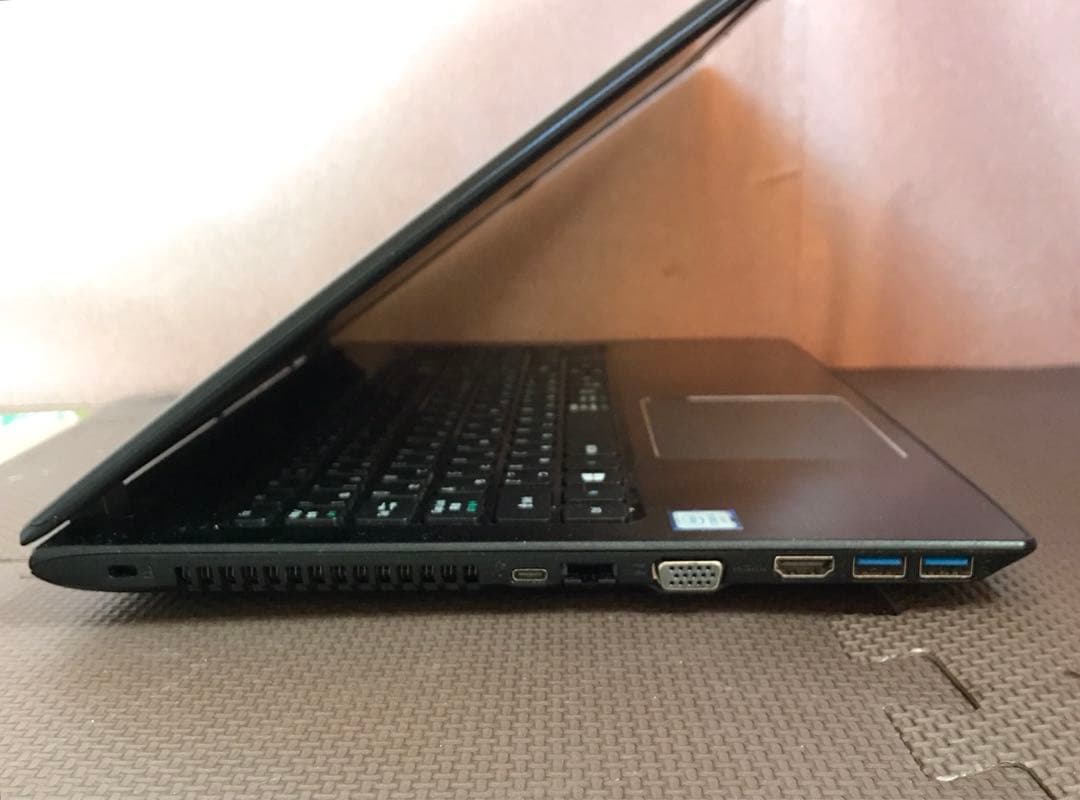 日本Acer スリムノート Core i5 大容量ストレージSSD+HDD
