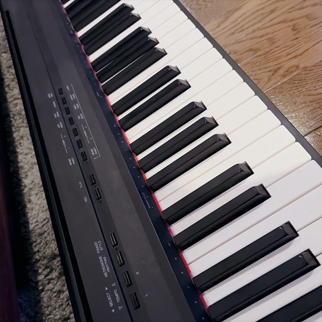 YAMAHA ヤマハ P-105 電子ピアノ　譜面台　ペダル付き