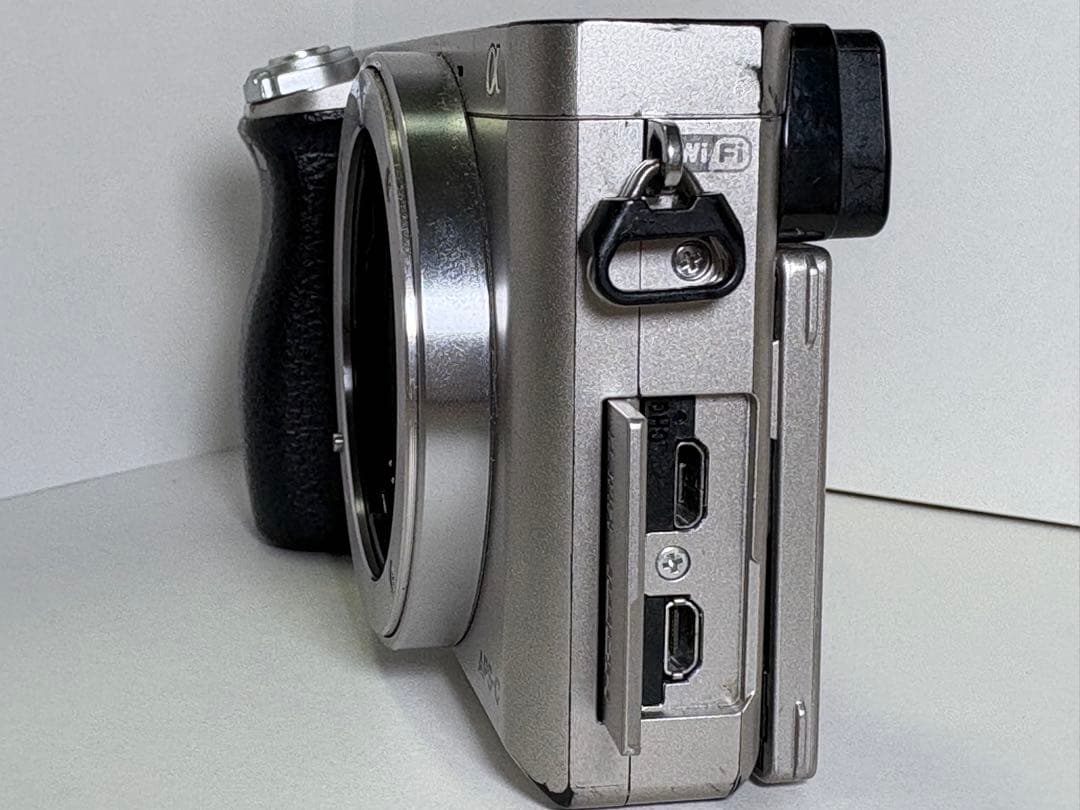 【ジャンク品】SONYα6000 本体のみ