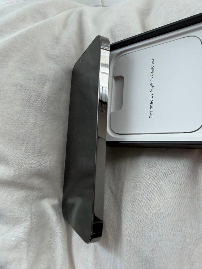 【SIMフリー★ 美品☆ 】iPhone13pro 512GBグラファイト