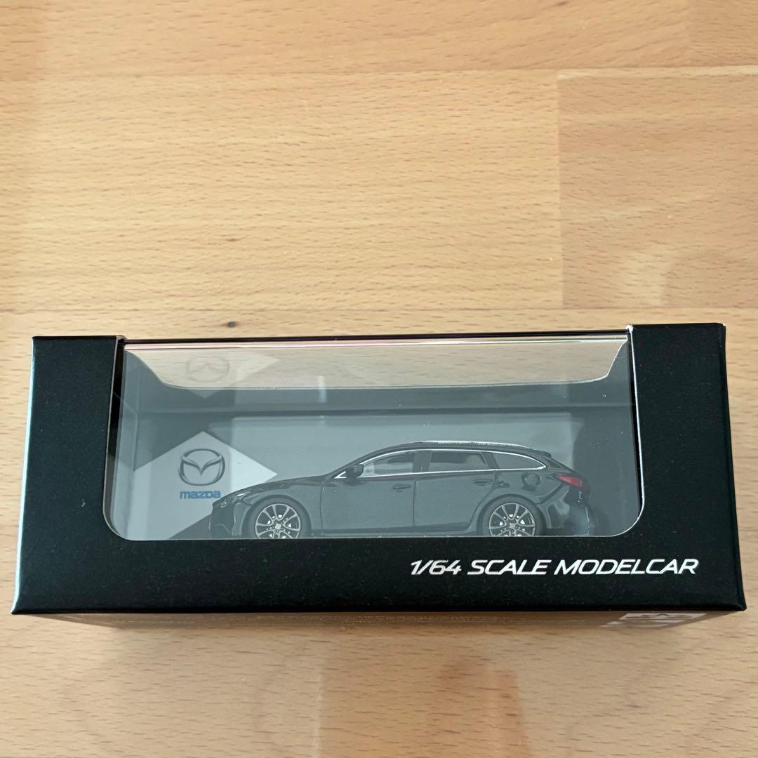 【新品未開封品】 マツダ アテンザワゴン GJ 2015 1/64ミニカー 黒