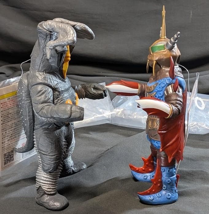 バット星人＆ゼットン２代目（エクスプラス）ウルトラ怪獣5000ソフビ２体セット