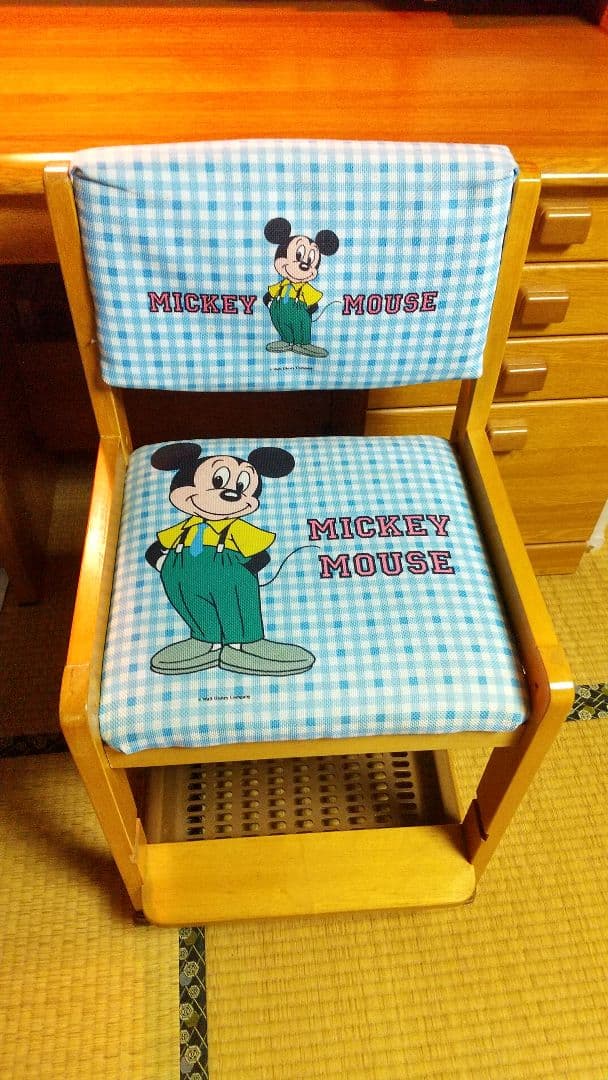 【美品】Disney ディズニー ミッキー 学習机 勉強机 椅子 鍵2本付き