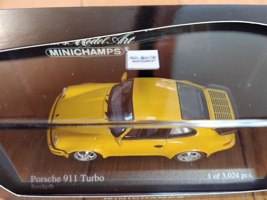 MINICHAMPS「Porsche 911 Turbo 1990」
