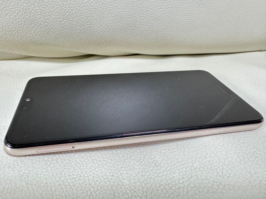 HUAWEI P20スマーフォン（ピンクゴールド）