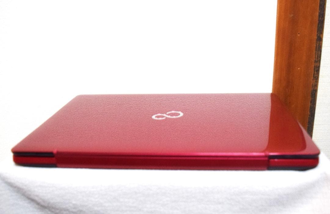 富士通定番Celeron最新Windows11メモリ4GB高速SSD120GB