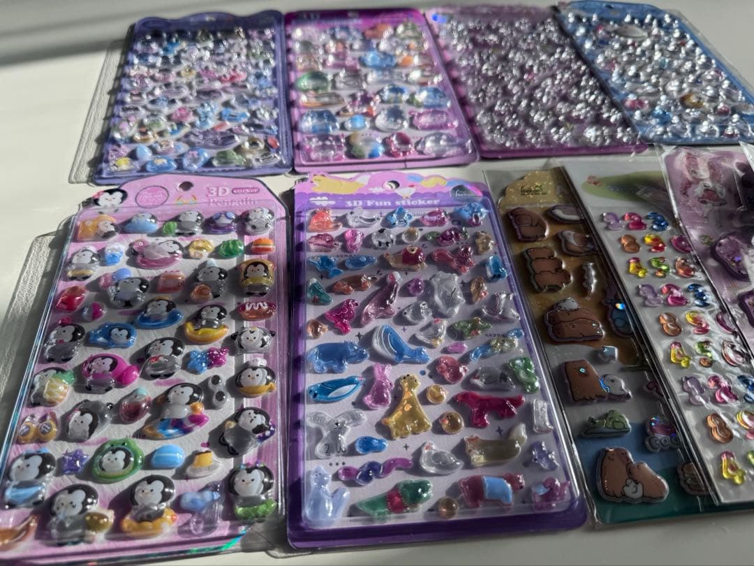 Nekoni 他 シール22枚＋サンリオキーホルダー2＋ワッペンシール5