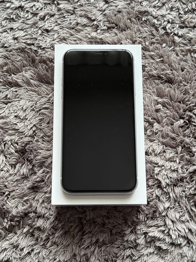 iPhone XR 128GB ホワイト SIMフリー