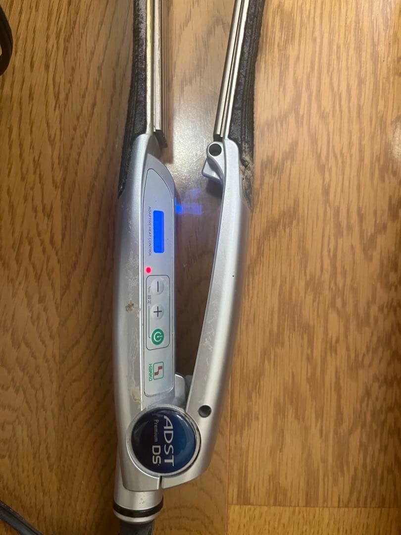 ジャンク品　ADST DS ストレートヘアアイロン 箱付き　説明書