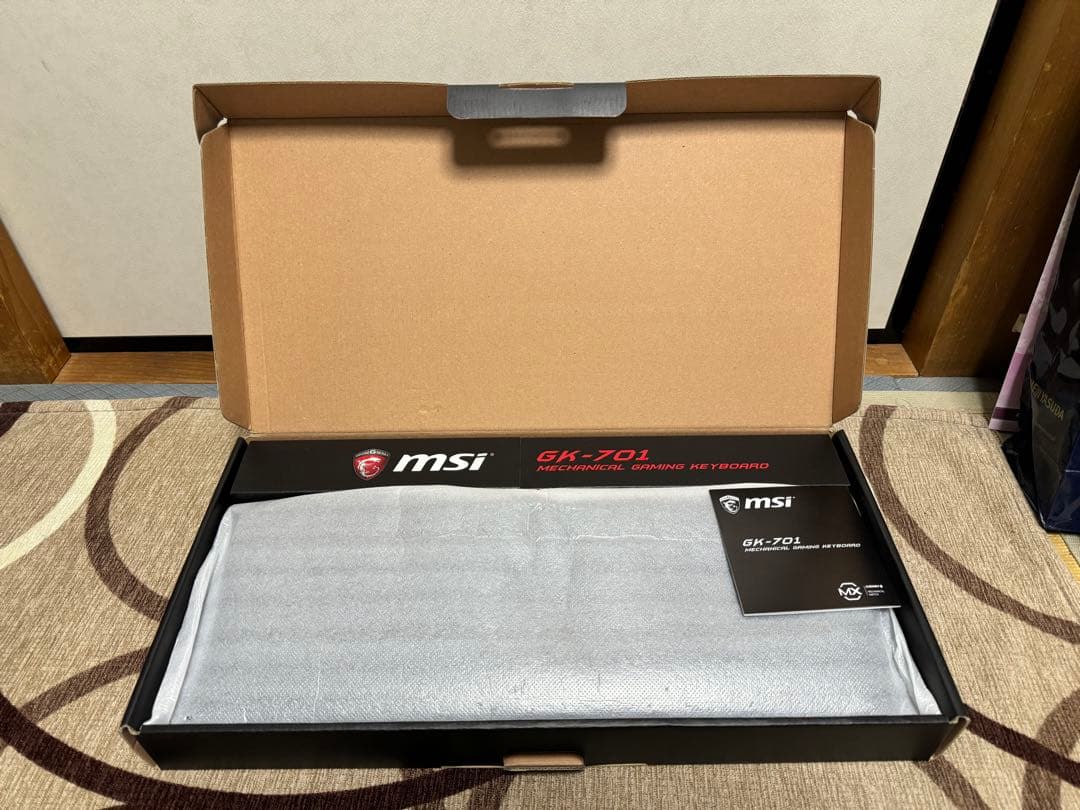 MSI GK-701 メカニカルゲーミングキーボード
