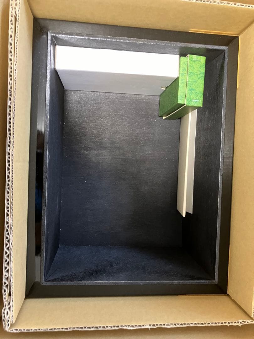 新品・未使用　御兜飾り　出雲　忠保作　五月人形