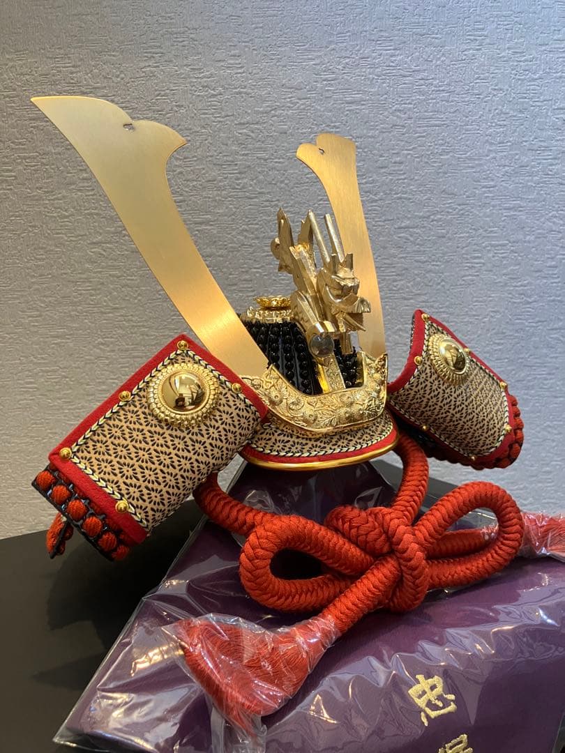 新品・未使用　御兜飾り　出雲　忠保作　五月人形