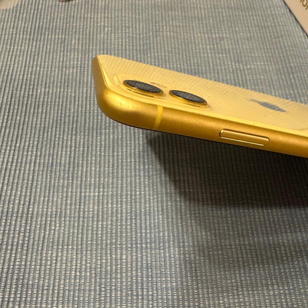 iPhone11 64GB イエロー