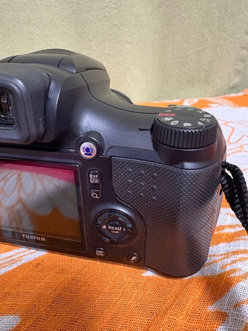 富士フイルム　FinePix S6000fd
