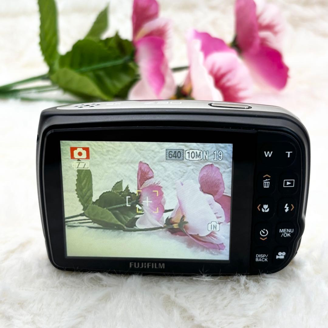 美品 FUJIFILM FINEPIX Z30 ブラック 動作確認済み