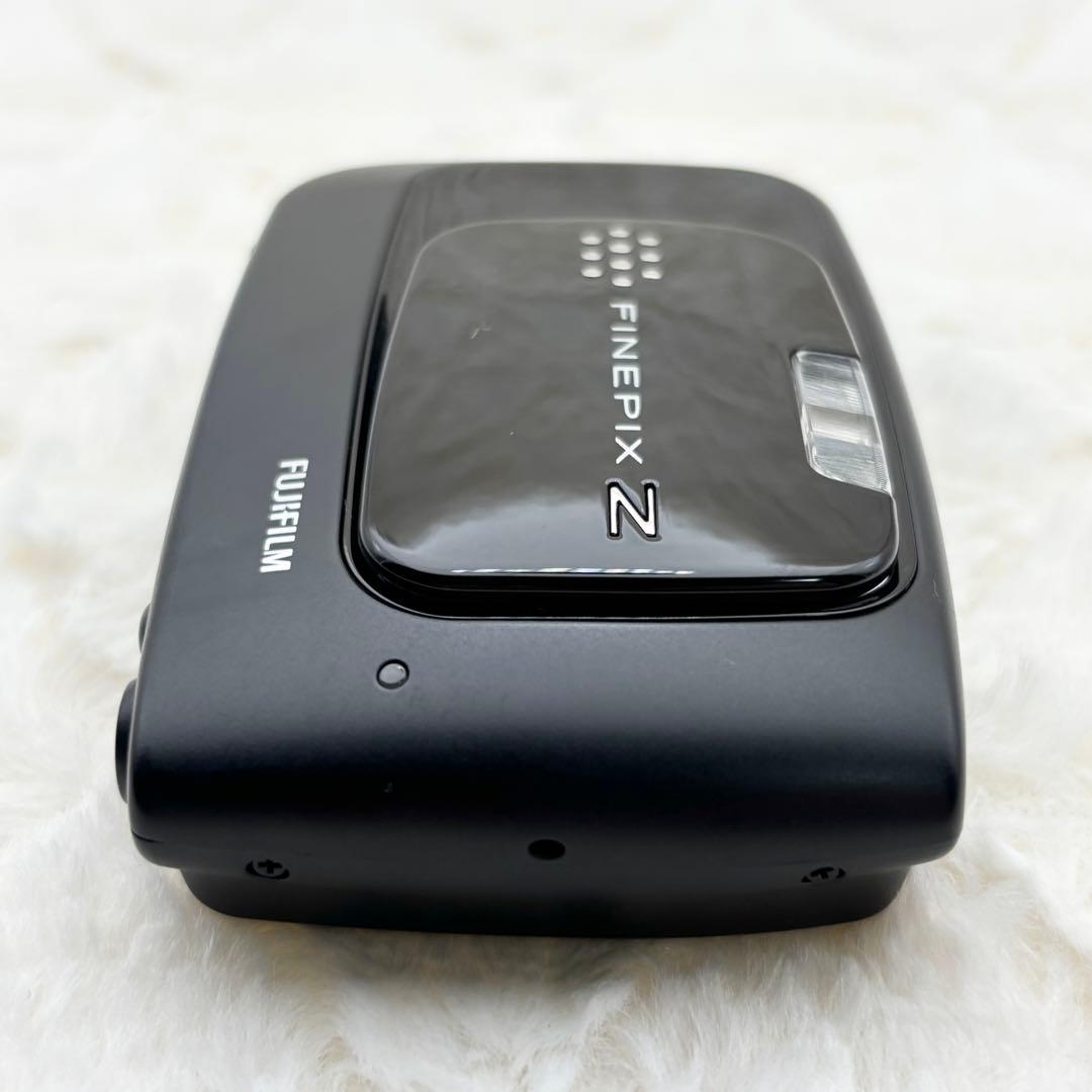 美品 FUJIFILM FINEPIX Z30 ブラック 動作確認済み