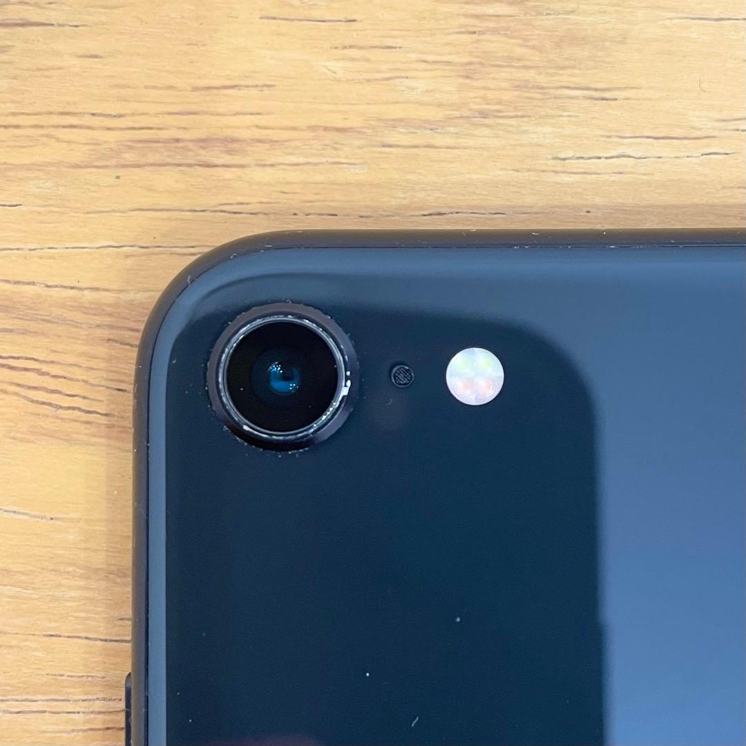 ◎ Apple iPhone SE 第二世代 MHGP3J/A 79%