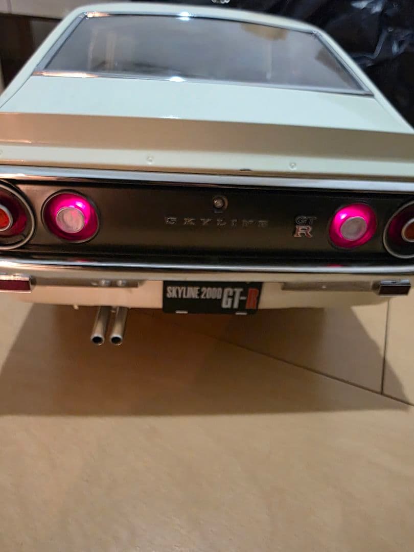 ディアゴステーニ1/8スカイライン2000 GT-R