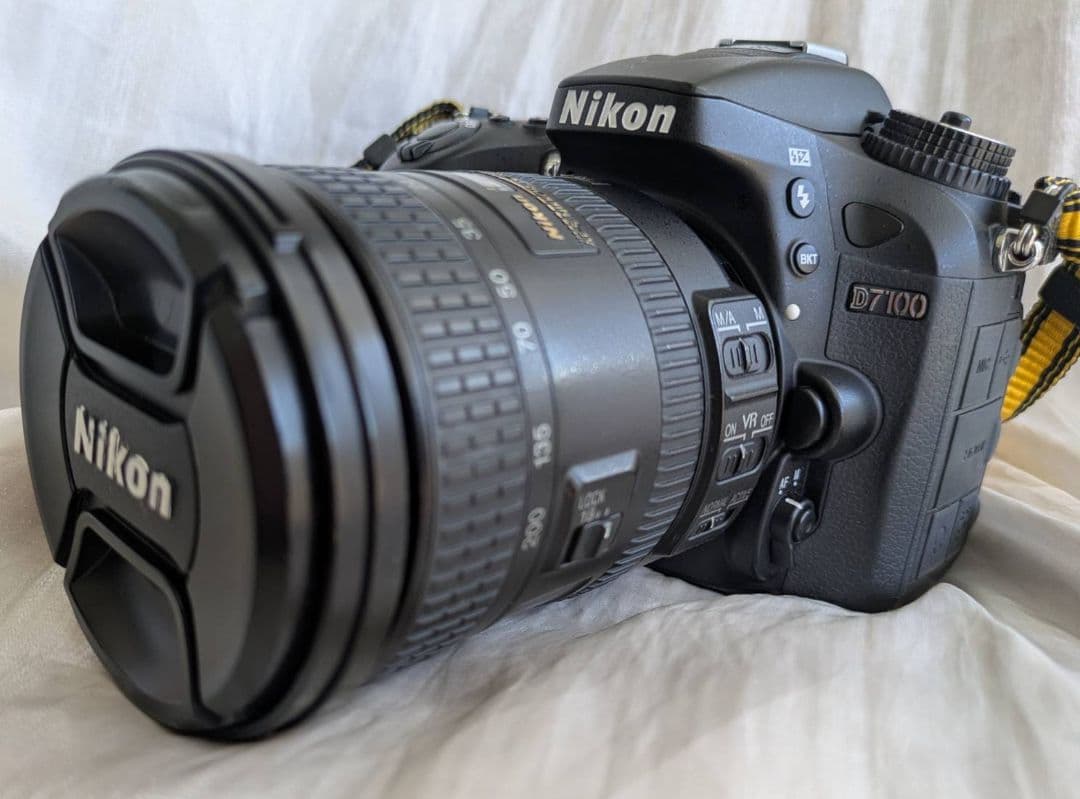Nikon D7100 デジタル一眼レフカメラ