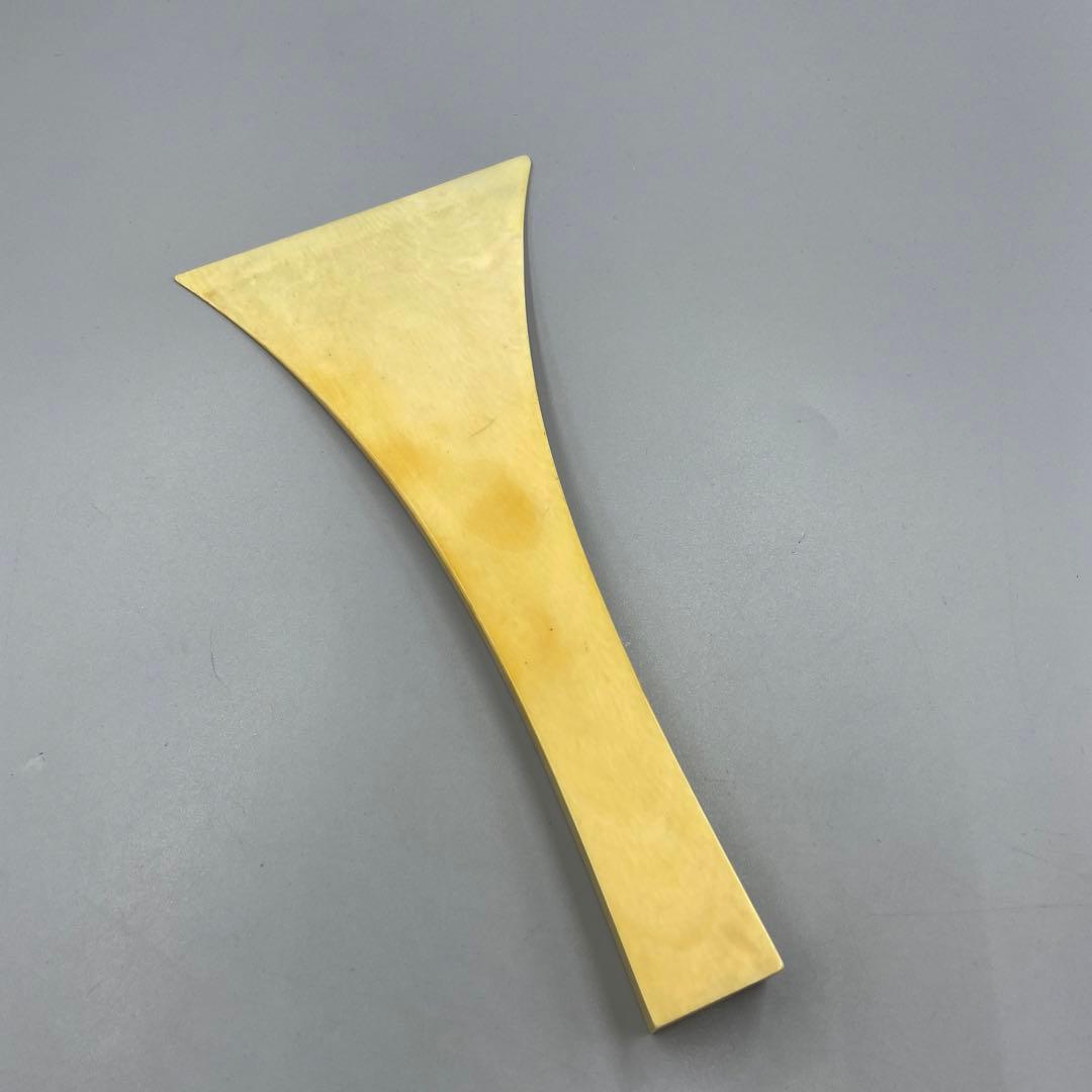 239ヴィンテージ 天然素材　三味線バチ　重さ約110g