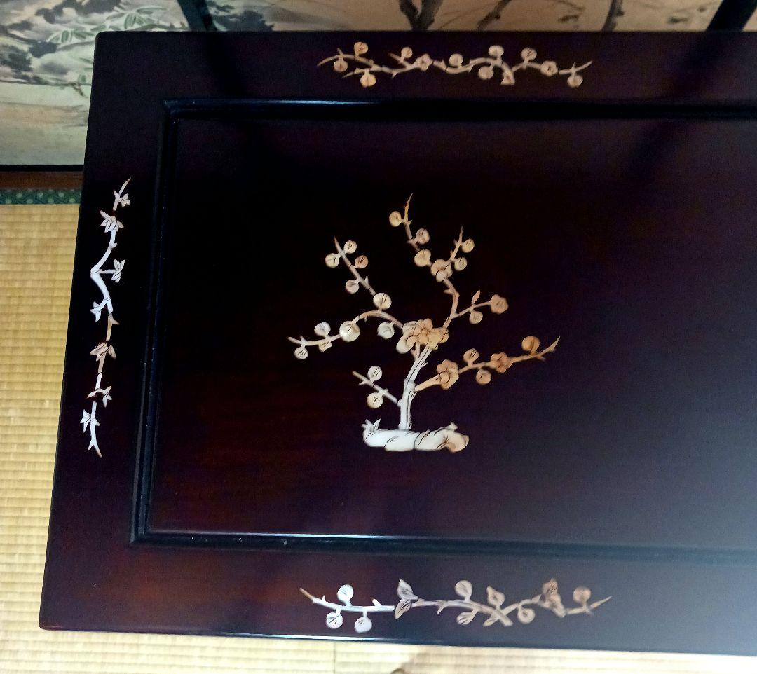 中古品　螺鈿飾り棚(輸入品です。)　程度良です。