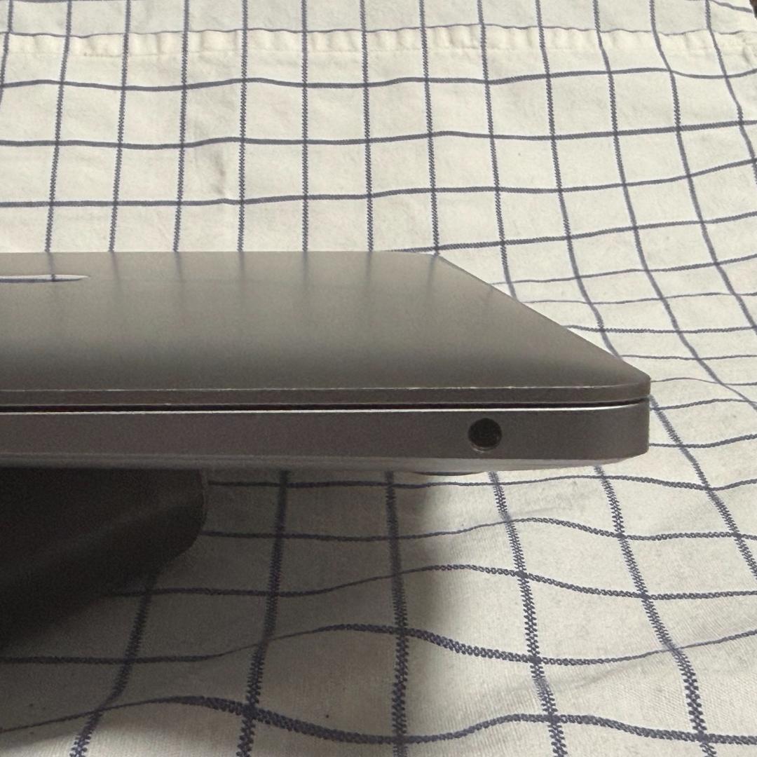 MacBook Air 13-inch M1 16GB 1TB USキーボード