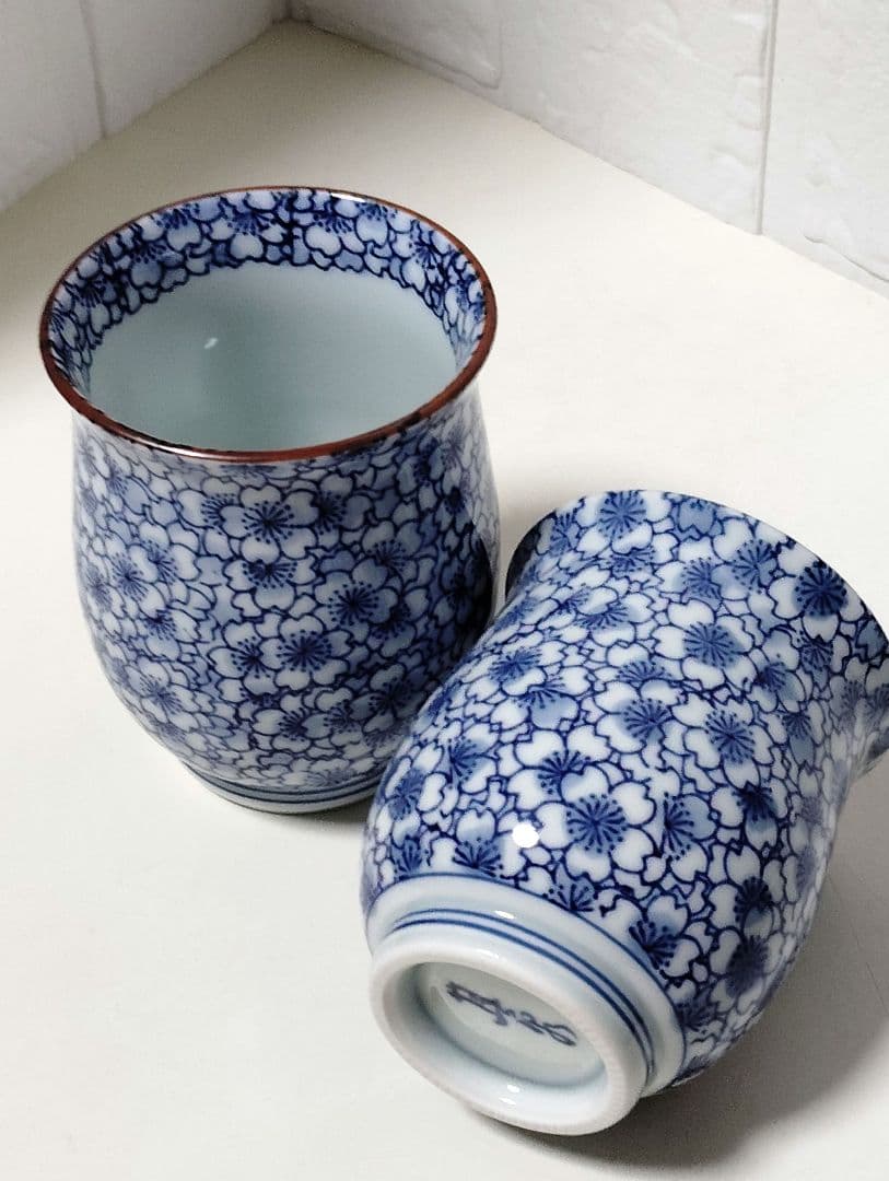 有田焼　賞美堂　其泉　花詰　青　飯碗と湯呑み　各ペア