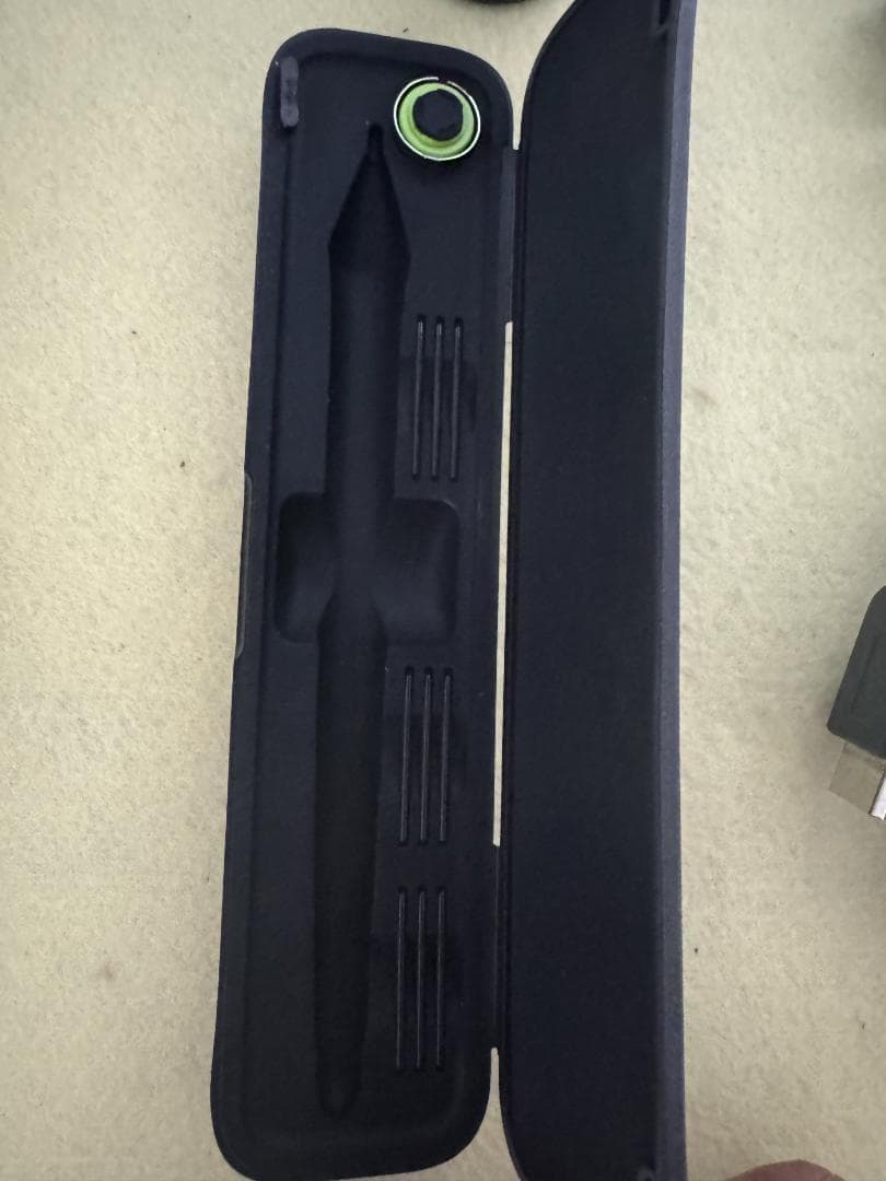 液タブ・ペンタブ Wacom Cintiq 13HD DTK-1300