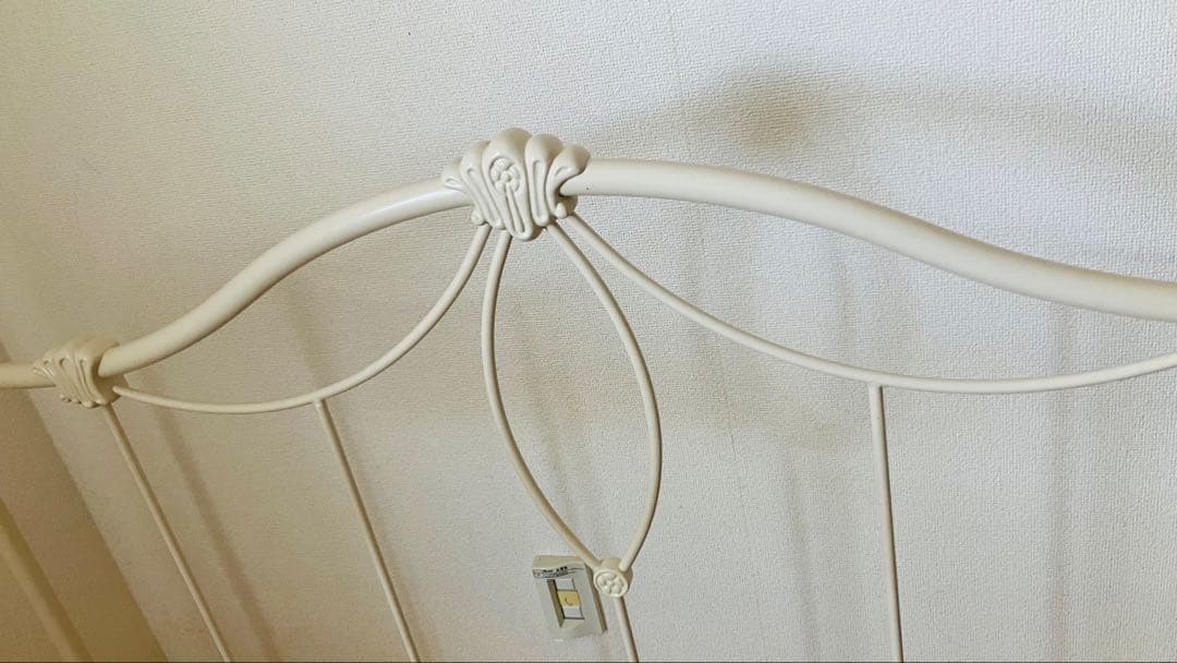 【マットレス付き&送料込み】ダブルベッド　ローラアシュレイ