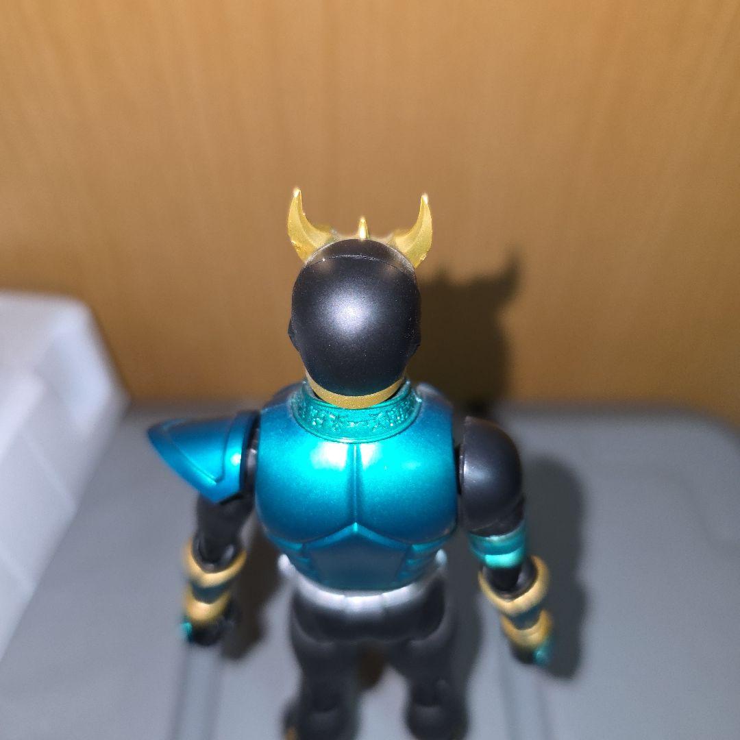 s.h　真骨彫製法　仮面ライダークウガ　ペガサスフォーム　フィギュア　真骨頂