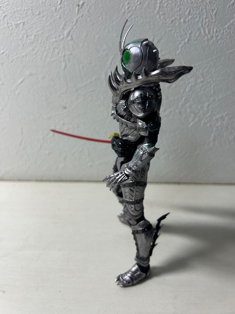 shフィギュアーツ 仮面ライダーシャドウムーン　緑眼ヘッド、ソード特典付き