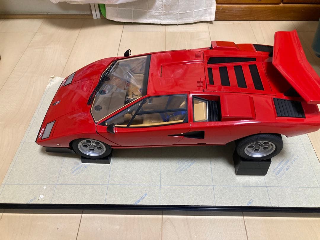デアゴスティーニランボルギーニ・カウンタック 1/10スケール　ジャンク品です！