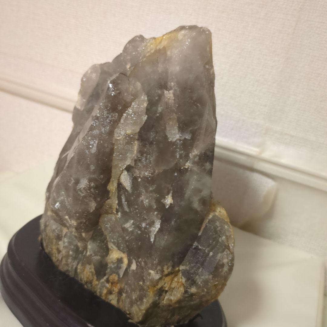 天然石雷水晶　ライジングストーン　置物 木製台座付き　最強